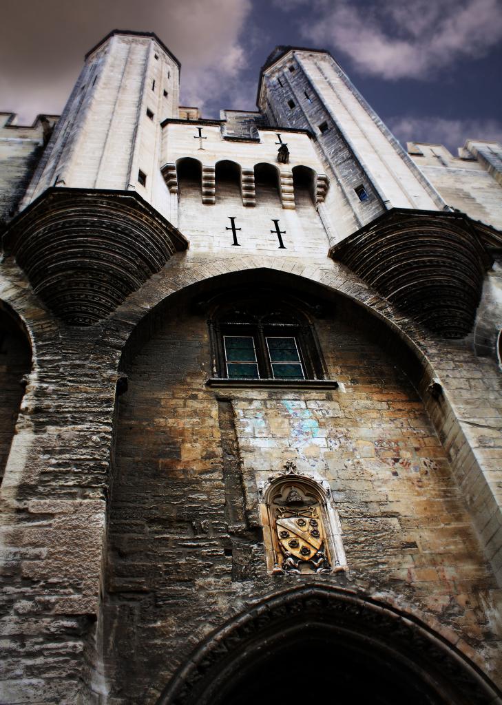 Monumental Gothik