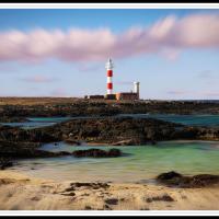 Phare et Lagon